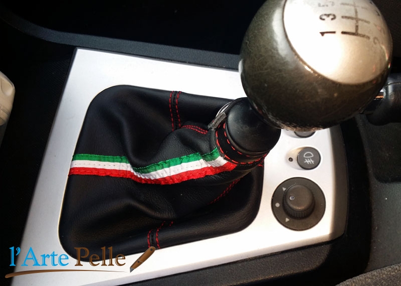cuffia leva cambio Alfa Romeo 156 2° serie vera pelle nera + tri