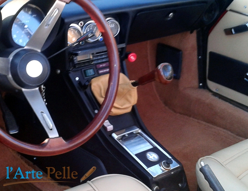 Cuffia leva cambio Alfa Romeo 166 vera pelle nera+ricamo Cuciture  Personalizza Pelle Personalizza