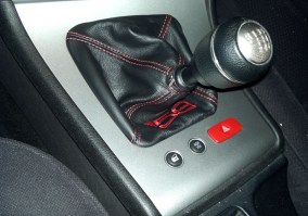 Cuffia leva cambio Alfa Romeo 159 vera pelle nera personalizzata